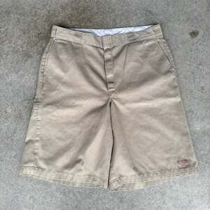 Y2K Skater Dickies Men's Loose Fit Multi-Use Pocket Work Shorts Khaki